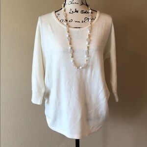 Cream 3/4 length sweater w/ long necklace